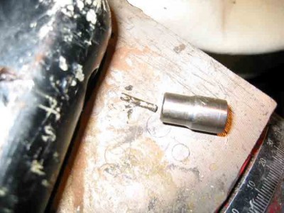 pinsocket.jpg